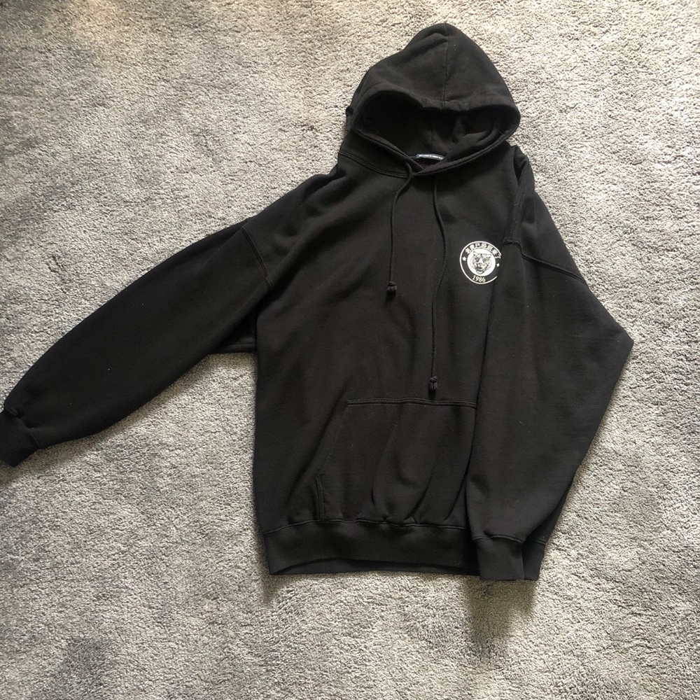 Black Sweatshirt